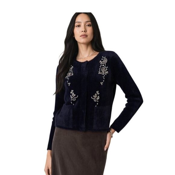 Cyrus Sweaters - Cyrus Embellished Fuzzy Vintage Inspired Knit Cardigan size Small NEW